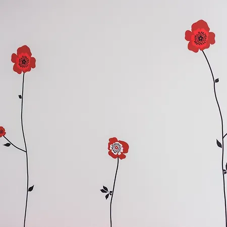 Donita - Comfort Two Bedroom With Balcony And Sea View *