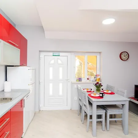 Lägenhet Donita - Comfort Two Bedroom With Balcony And Sea View Slano