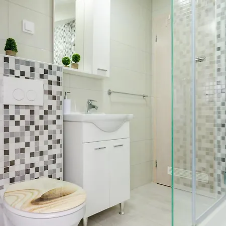 Donita - Comfort Two Bedroom With Balcony And Sea View * Slano