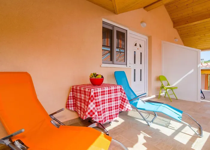 Donita - Comfort Two Bedroom With Balcony And Sea View Apartamento *