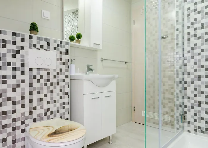 Donita - Comfort Two Bedroom With Balcony And Sea View * Slano