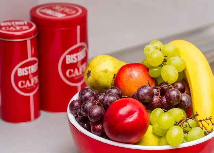 Donita - Comfort Two Bedroom With Balcony And Sea View Slano