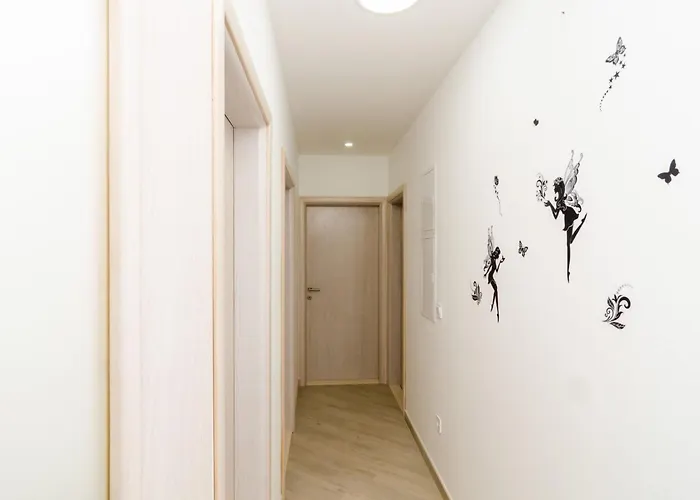 Apartamento Donita - Comfort Two Bedroom With Balcony And Sea View Slano