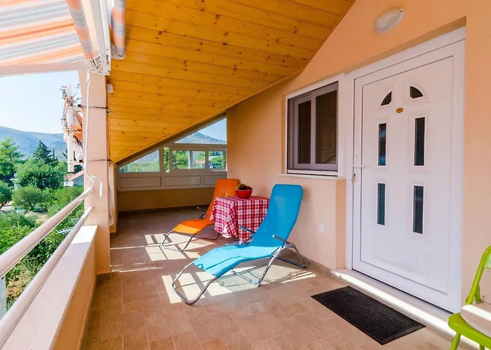 Donita - Comfort Two Bedroom With Balcony And Sea View Apartamento